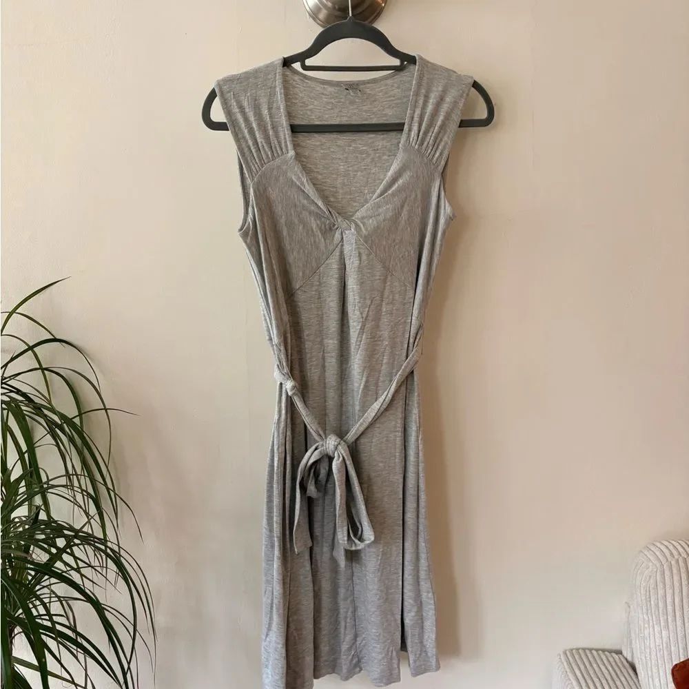 Tristan Light Gray Midi Dress Size Medium Tie Waist Sleeveless Minimalist Dress
